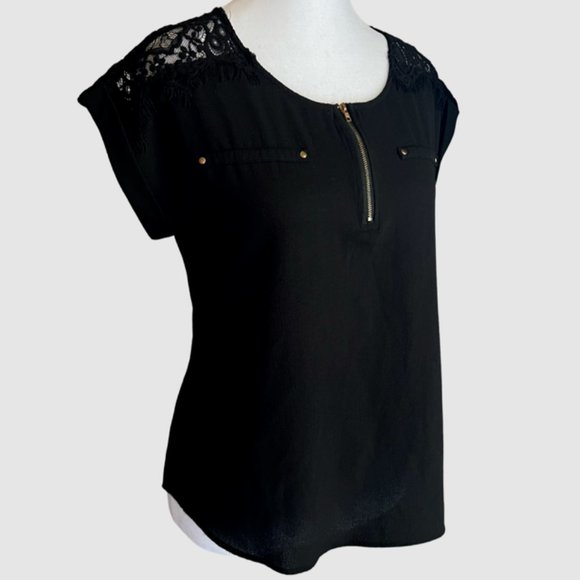 Reese Lace Detailed & Cuffed Capped Sleeve Blouse Black - Size Small - Picture 5 of 10